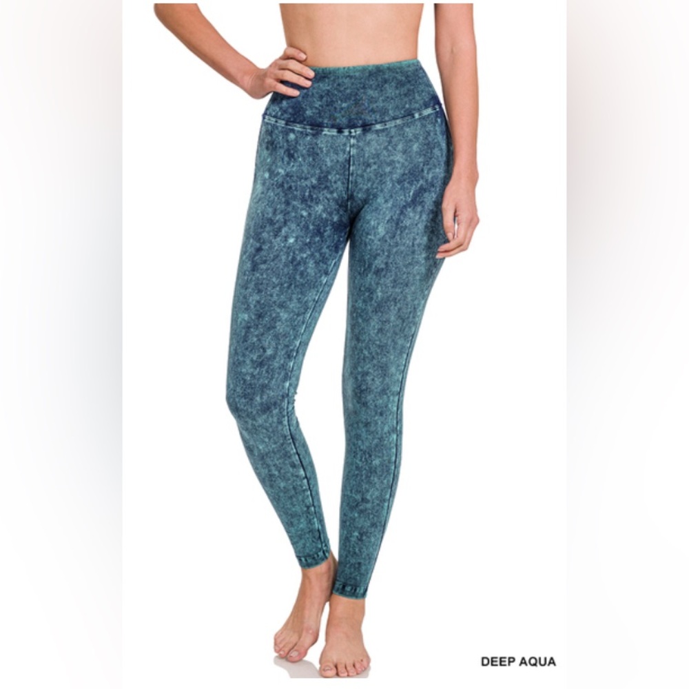 Women's Deep Aqua Leggings NWT